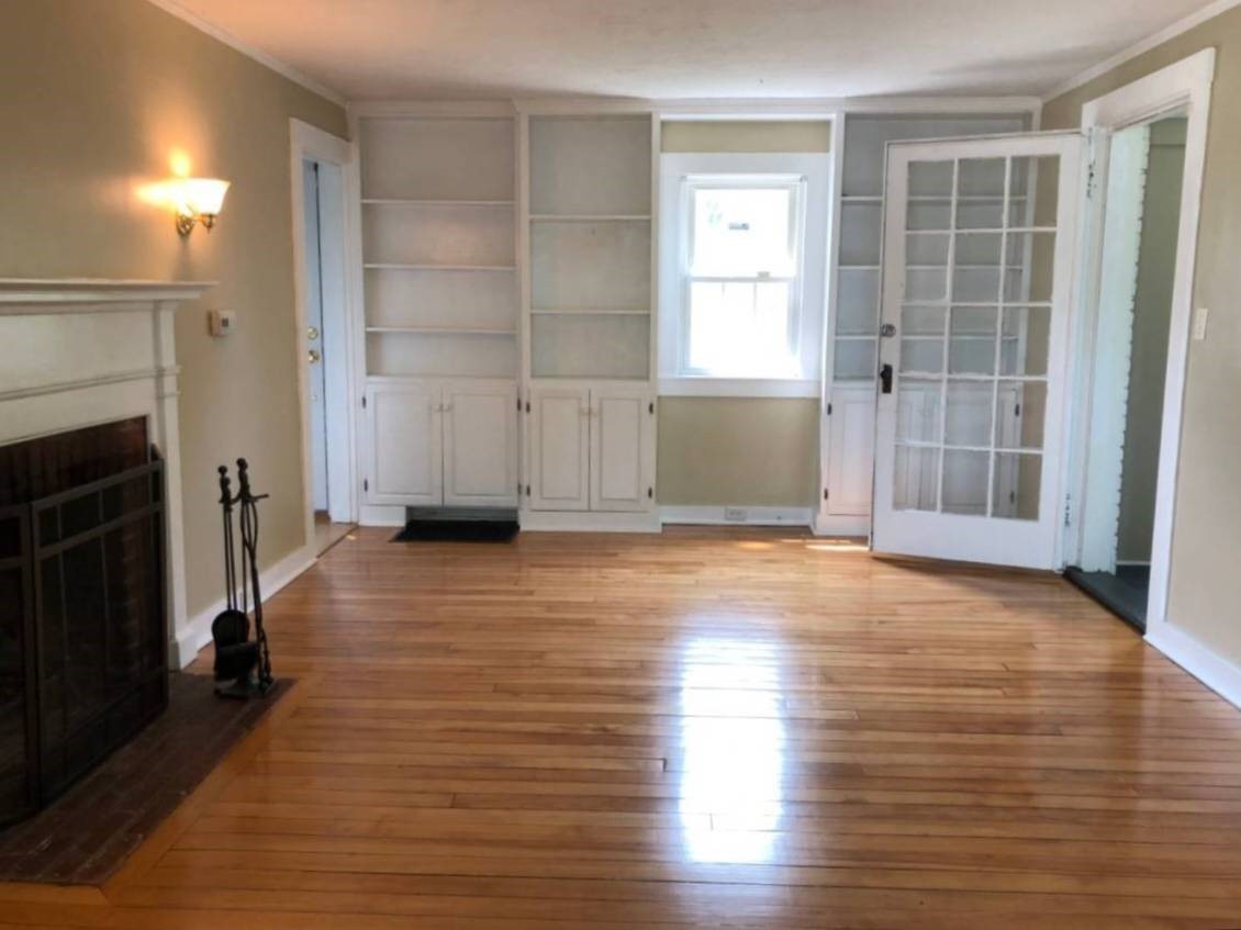 Discover 31 Chester Street,Nashua, NH, built in the year 1920 LATVIS