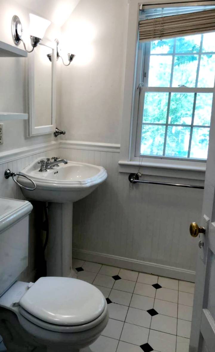 31 Chester Street, Nashua, NH